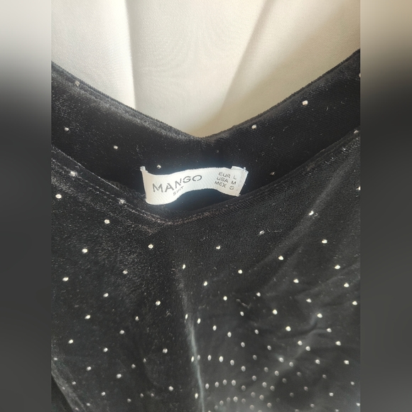 Mango V neck velvet top - Picture 2 of 3